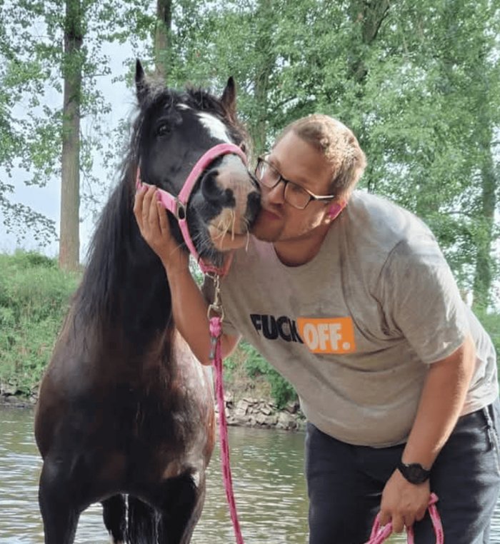 Srdečné tlapky z.s. - Petr Valníček